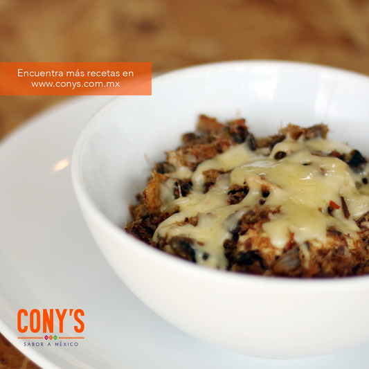 Champiñones y carne seca